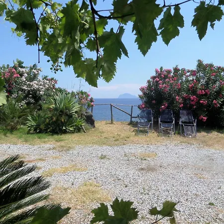 Case Sulla Spiaggia Di Santa Marina Salina Buitenkant foto