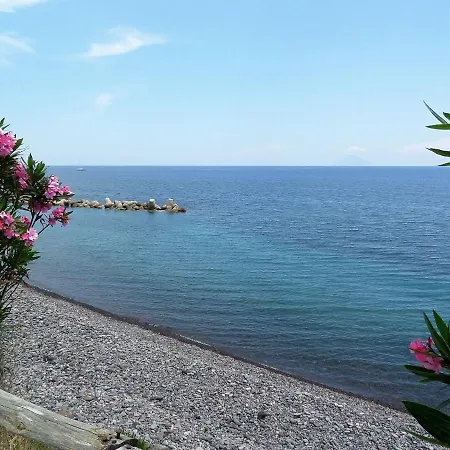 Case Sulla Spiaggia Di Santa Marina Salina Buitenkant foto